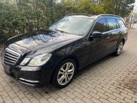 Gebraucht Mercedes E220 170 PS (125 kW) 2012 Schwarz Kombi