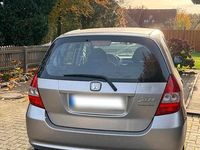 Gebraucht Honda Jazz 75 PS (55 kW) 2004 Silber Kleinwagen