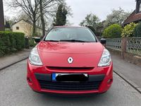 Gebraucht Renault Clio II Dynamique 75 PS (55 kW) 2010 Rot Kleinwagen