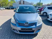 Gebraucht Toyota Verso Life 126 PS (92 kW) 2009 Blau Van / Kleinbus
