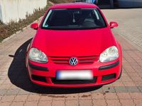 Gebraucht VW Golf V 75 PS (55 kW) 2005 Rot Kleinwagen