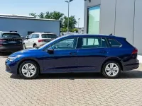 Gebraucht VW Golf VIII Life 110 PS (80 kW) 2022 Blau Kombi