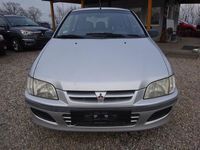 Gebraucht Mitsubishi Space Star 86 PS (63 kW) 2000 Silber Van / Kleinbus