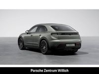 Gebraucht Porsche Macan 300 kW (408 PS) 2024 Aventuringrünmetallic SUV