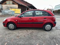 Gebraucht Kia Rio 75 PS (55 kW) 2009 Limousine