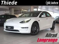 Second-hand Tesla Model 3 366 kW (498 CP) 2022 Alb Berlinǎ