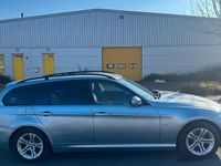 Gebraucht BMW 318 145 PS (106 kW) 2009 Blau Kombi