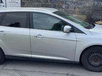 Gebraucht Ford Focus Trend 150 PS (110 kW) 2011 Grau Kombi