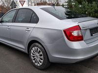 Gebraucht Skoda Rapid Ambition 122 PS (89 kW) 2013 Silber Limousine