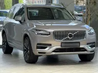 Gebraucht Volvo XC90 Plus 455 PS (334 kW) 2024 Beige metallic SUV