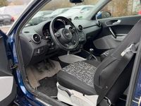 Gebraucht Audi A1 Ambition 105 PS (77 kW) 2011 Blau Kleinwagen