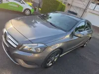 Gebraucht Mercedes A180 122 PS (89 kW) 2015 Mountaingrau  met. Kleinwagen