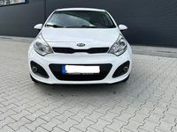 Gebraucht Kia Rio Spirit 86 PS (63 kW) 2012 Weiß Limousine