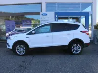 Gebraucht Ford Kuga Titanium 150 PS (110 kW) 2017 Weiß SUV