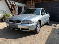 Second-hand Audi A4 101 CP (74 kW) 1998 Argintiu Berlinǎ