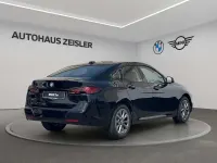 Neu BMW 216 Efficient Dynamics 122 PS (89 kW) 2025 Schwarz Coupé