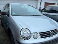 Gebraucht VW Polo 75 PS (55 kW) 2004 Silber Kleinwagen