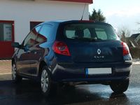 Second-hand Renault Clio II Expression 75 CP (55 kW) 2009 Albastru Berlinǎ