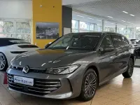 Gebraucht VW Passat Elegance 150 PS (110 kW) 2025 Grau Kombi
