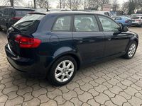 Gebraucht Audi A3 Ambiente 140 PS (102 kW) 2009 Blau Kleinwagen
