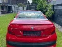 Gebraucht Peugeot 207 CC 109 PS (80 kW) 2008 Rot Cabrio