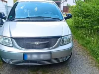 Gebraucht Chrysler Voyager 143 PS (105 kW) 2001 Silber Van / Kleinbus
