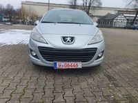 Gebraucht Peugeot 207 Premium 95 PS (69 kW) 2011 Grau Kleinwagen