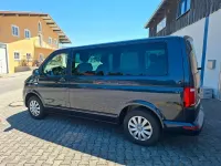 Gebraucht VW Multivan 150 PS (110 kW) 2017 Blau Van / Kleinbus