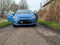 Gebraucht Ford Fiesta Titanium 82 PS (60 kW) 2012 Blau Limousine