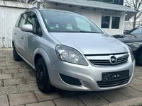 Gebraucht Opel Zafira Family 140 PS (102 kW) 2014 Silber Van / Kleinbus