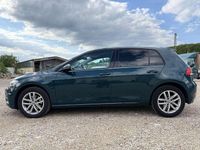Gebraucht VW Golf VII Comfortline 116 PS (85 kW) 2017 Grün Kleinwagen
