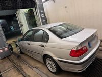 Gebraucht BMW 318 118 PS (86 kW) 1998 Silber Limousine