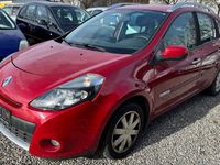 Gebraucht Renault Clio II 101 PS (74 kW) 2009 Rot Kleinwagen