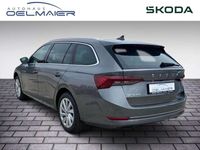 Gebraucht Skoda Octavia Style 150 PS (110 kW) 2024 Graphitgrau metallic Kombi