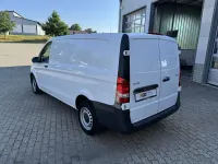 Gebraucht Mercedes Vito 163 PS (119 kW) 2023 Weiß Van