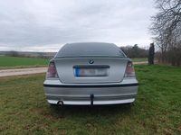 Gebraucht BMW 318 143 PS (105 kW) 2002 Silber Coupé