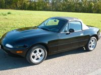 Second-hand Mazda MX5 115 CP (84 kW) 1993 Negru Cabrio