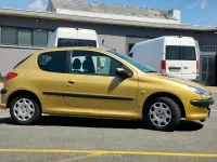 Gebraucht Peugeot 206 80 PS (58 kW) 2008 Gold Kleinwagen