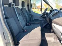 Second-hand Ford Transit Trend 131 CP (96 kW) 2018 Argintiu Monovolum