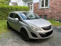 Usado Opel Corsa 86 HP (63 kW) 2013 Prateado Citadino