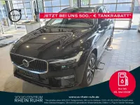 Używany Volvo XC60 Core 197 KM (144 kW) 2023 Czarny SUV