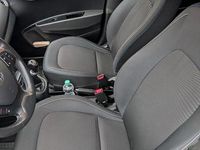 Gebraucht Hyundai i10 Passion Plus 67 PS (49 kW) 2016 Schwarz Kleinwagen