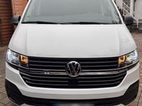 Gebraucht VW Multivan 110 PS (80 kW) 2020 Weiß Van / Kleinbus