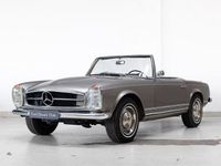 Gebraucht Mercedes 230 150 PS (110 kW) 1966 Grau Cabrio