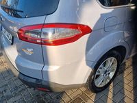Gebraucht Ford S-MAX Titanium 140 PS (102 kW) 2014 Silber Van / Kleinbus
