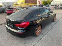 Używany BMW 330 Advantage 258 KM (189 kW) 2017 Czarny Sedan/Limuzyna