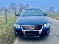Gebraucht VW Passat Highline 140 PS (102 kW) 2006 Blau Limousine