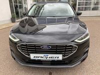 Neu Ford Focus Titanium 155 PS (114 kW) 2025 Schwarz Limousine