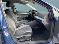Gebraucht VW Golf VIII 150 PS (110 kW) 2025 Blau Kleinwagen