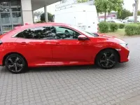 Gebraucht Honda Civic Elegance 149 PS (109 kW) 2018 Liberty rally red Limousine